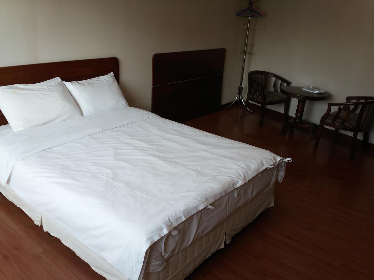 Geoje Jangseungpo Lighthouse Hotel Sodong Room photo