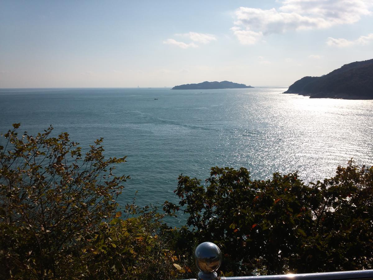 Geoje Jangseungpo Lighthouse Hotel Sodong Exterior photo